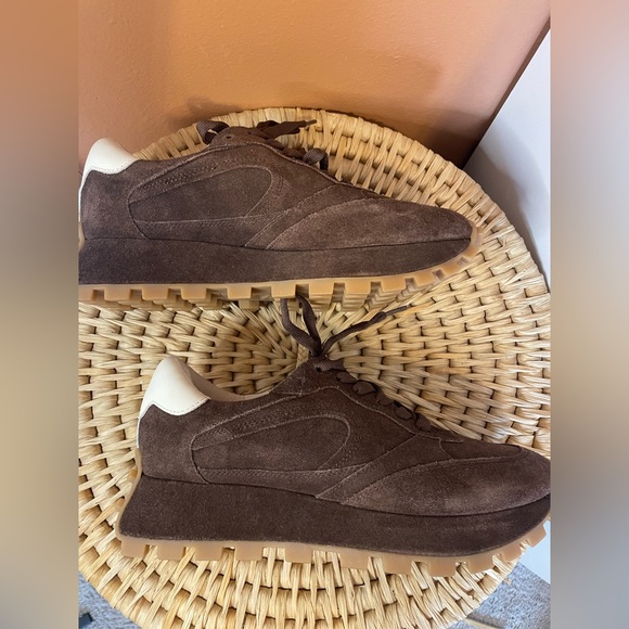 Dolce Vita Tricia Sneakers in Dk Brown Suede Chunky Retro Women’s Size 7 - Picture 10 of 11